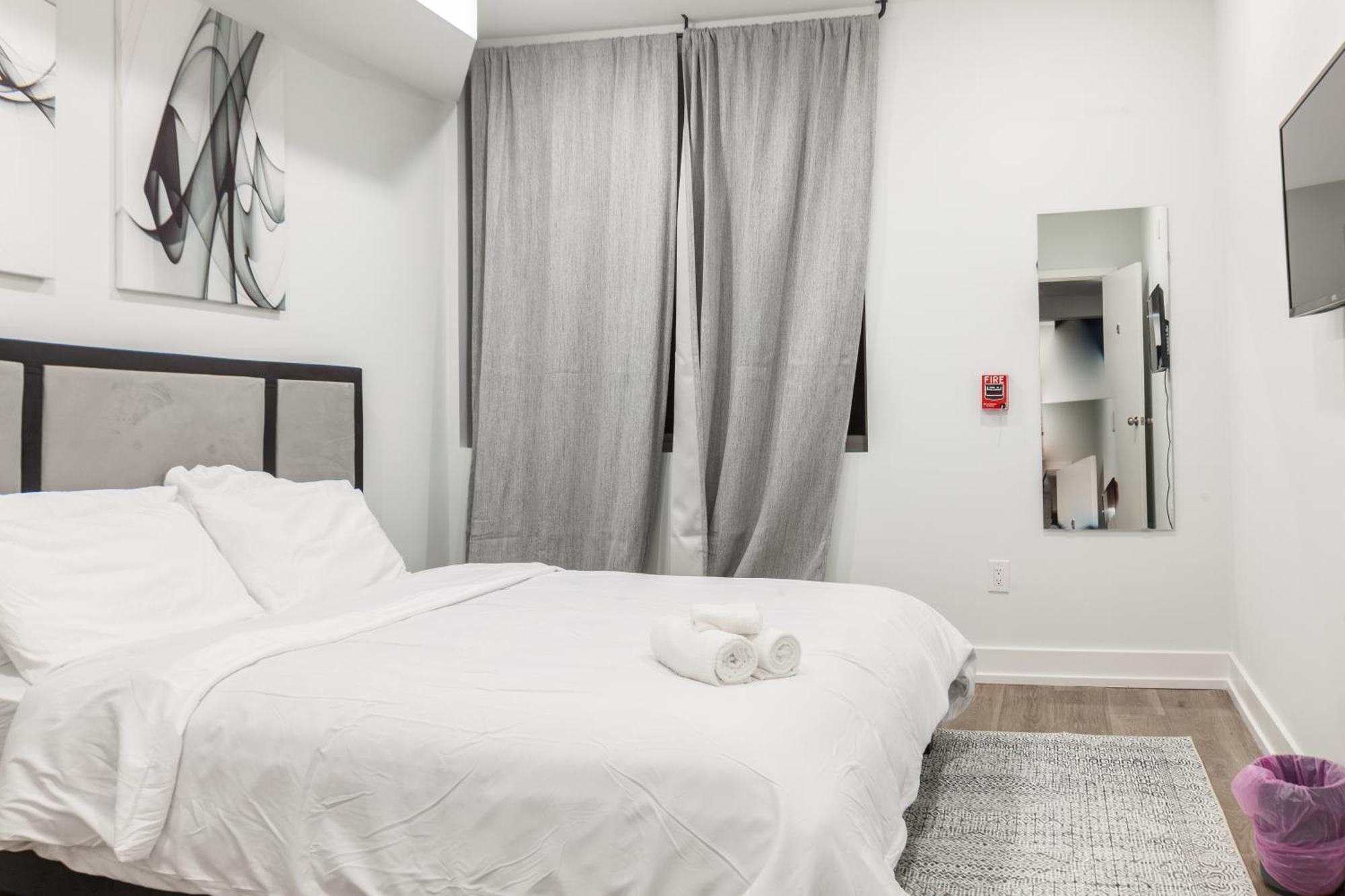 Spacy 4br4ba-patio-cribwd,pingpong,sleeps12 Apartment